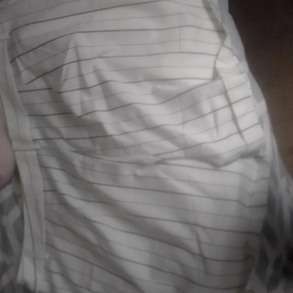 Women's shorts - Picture 3 of 4